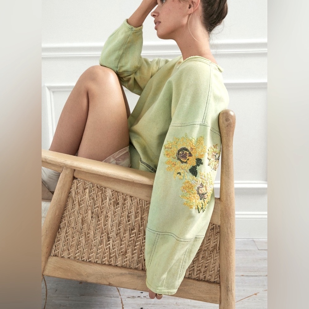NWOT Daily Practice by Anthropologie Azalea Tie-Dye Sweatshirt • M • Green